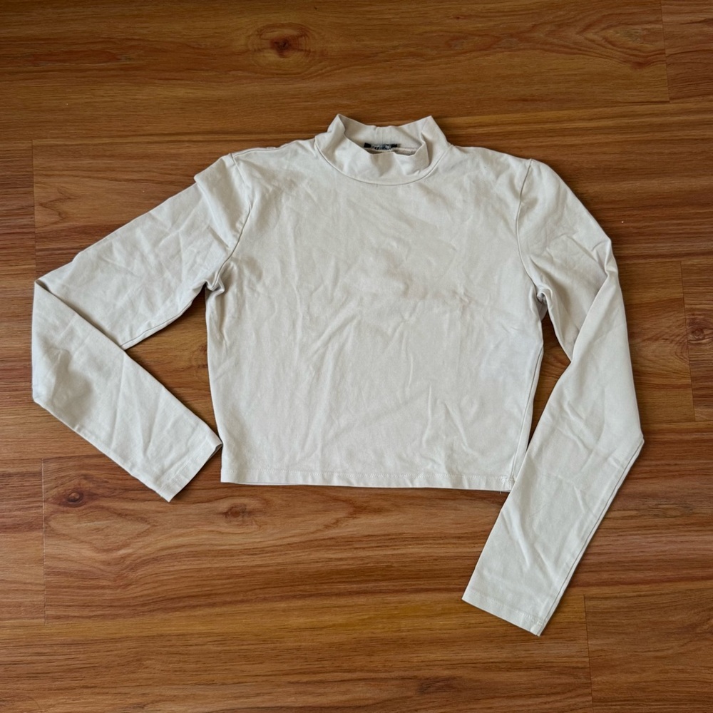Zara Off-White Long Sleeve Top